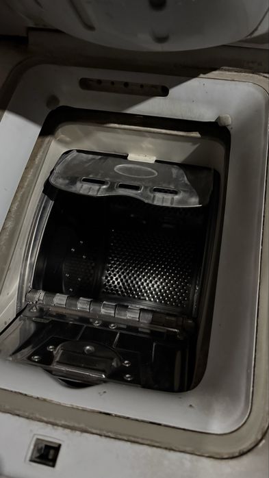 Стиральная машина Indezit продам