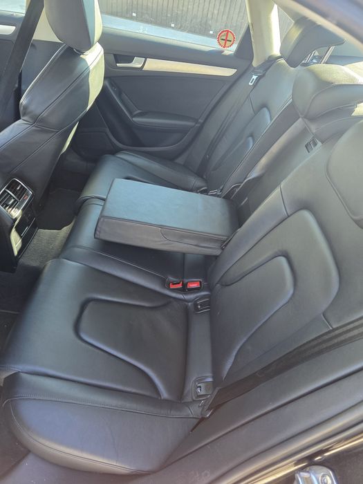 Dezmembrez audi a4 b8 2.0 caga 143 cp