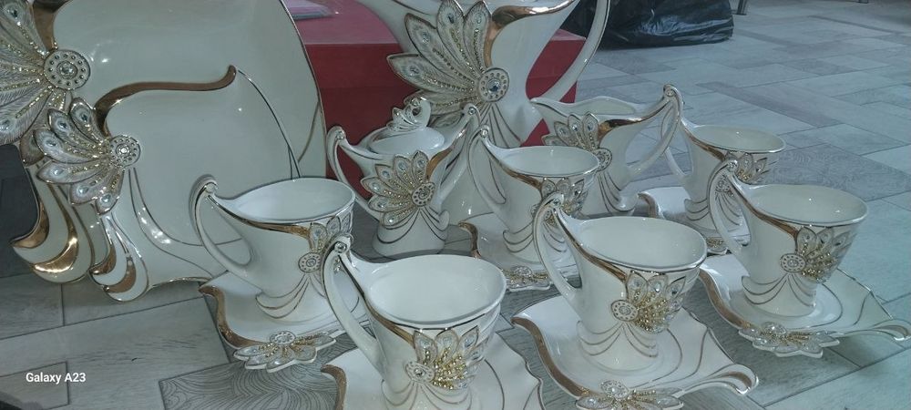 Чинни Сервиз комплект