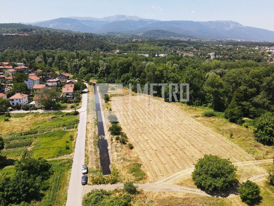 Продава се Парцел в София, в.з. Врана - Герман - 1600 кв.м за 182 €/кв.м - Снимка #3
