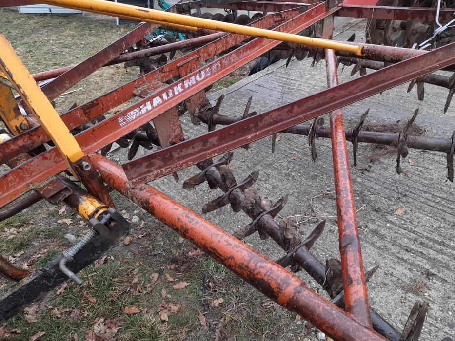 Disc cu grapa rotativa