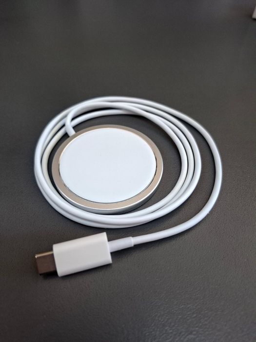 Mag Safe безжично зарядно 15W Apple за iPhone 16/16 Pro/ 16 Pro Max