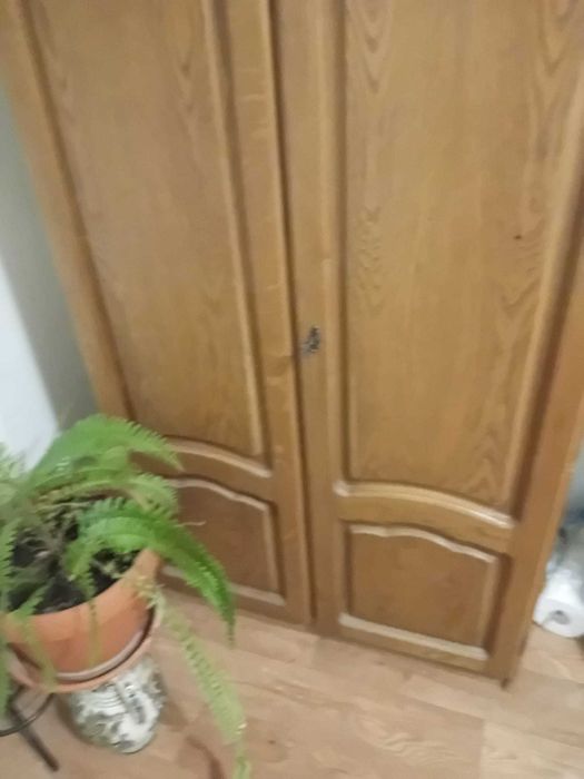 vand mobila lemn masiv oradea urgent