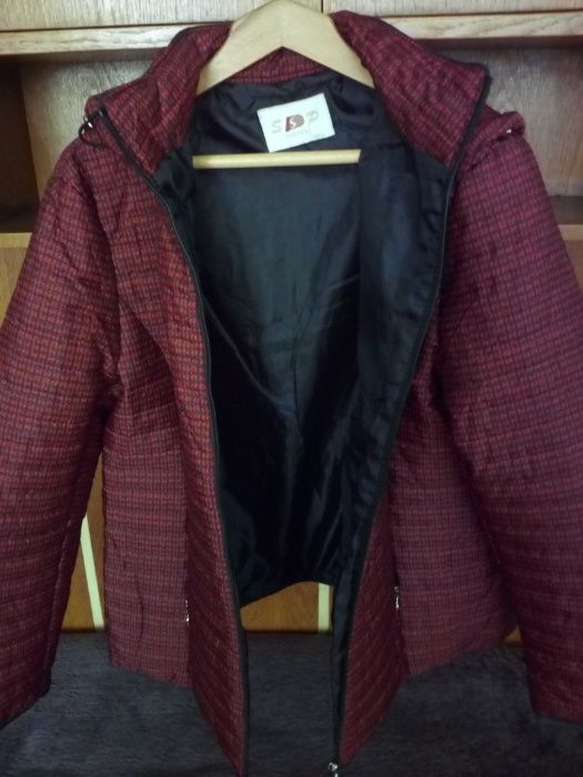 Продавам дамски дрехи