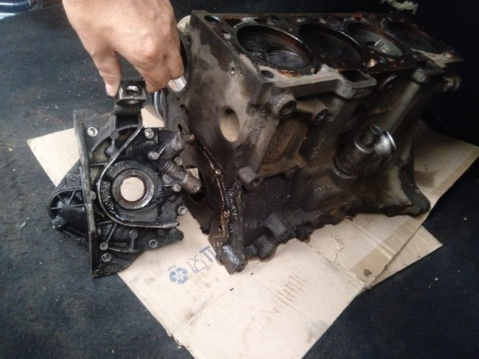 Ваз лада 2114 матор блок.