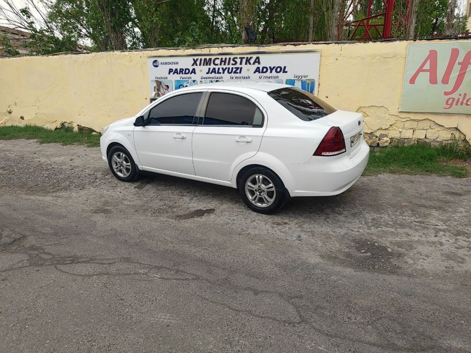 Xolati yaxshi malibu bar mers rul tanirofkaga ruxsati bor gazi bor