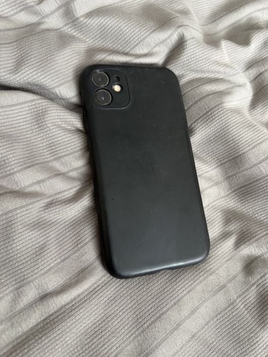 Продам или обменяю iphone 11 64 гб