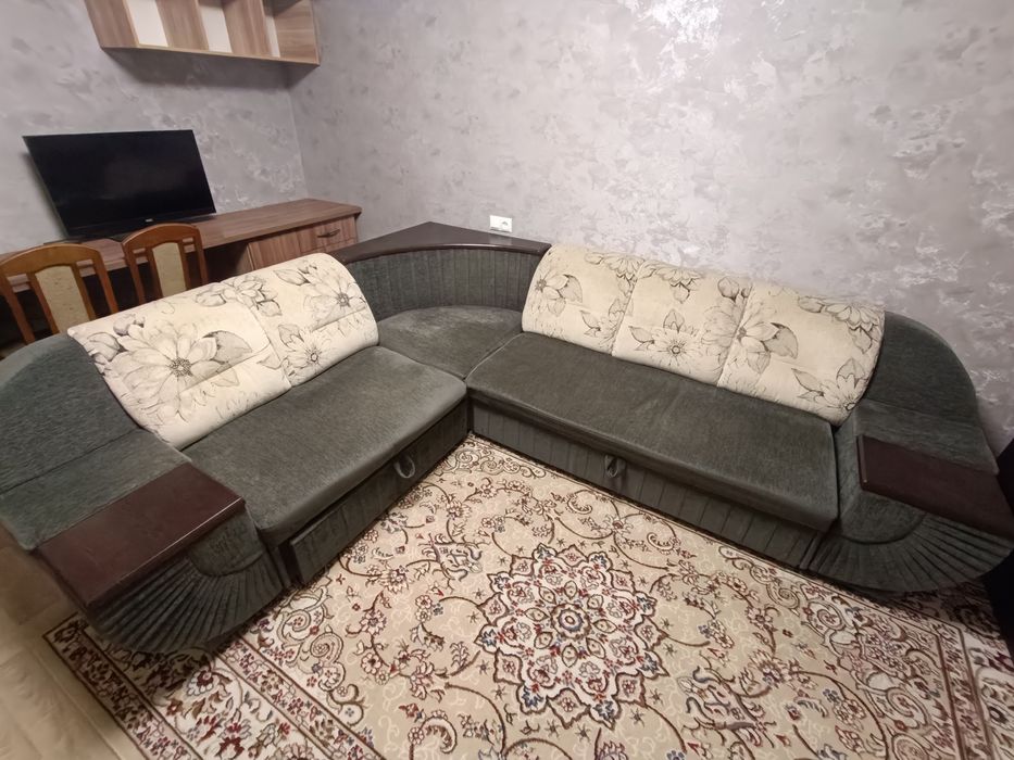 Продам диваны/шкаф в хорошем состоянии
