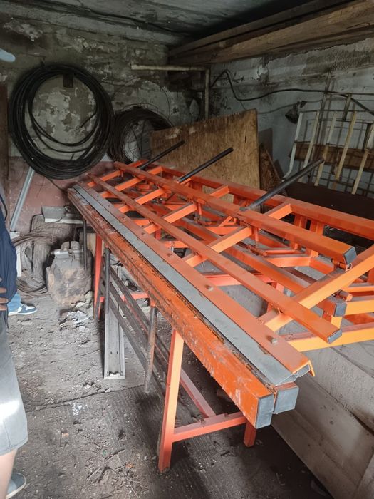 Продам 1 Станок ЛистоГиб Ручной .