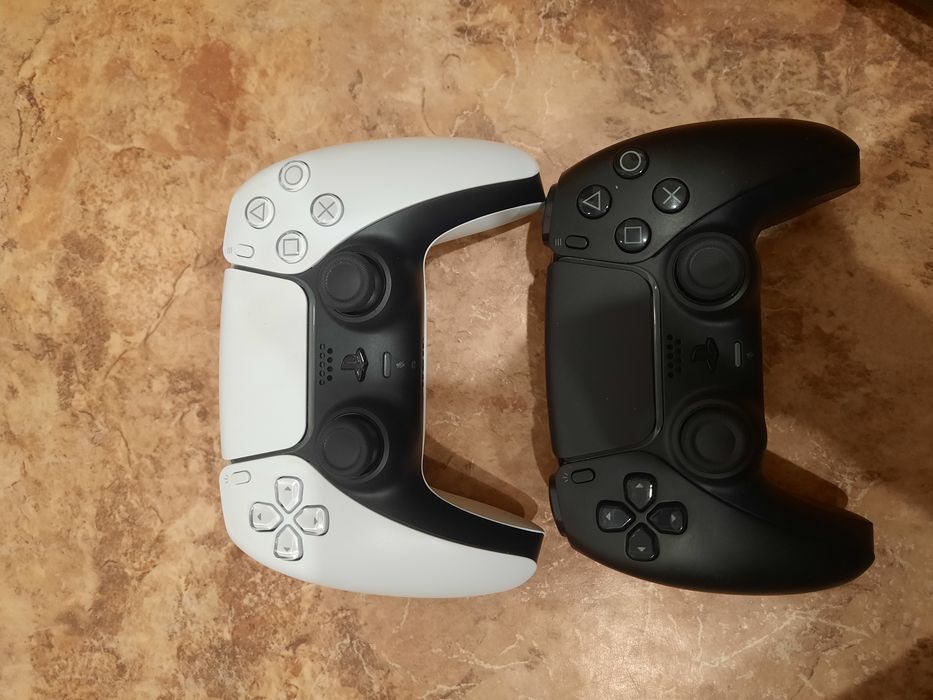 Продам Playstation 5 Slim 1тб