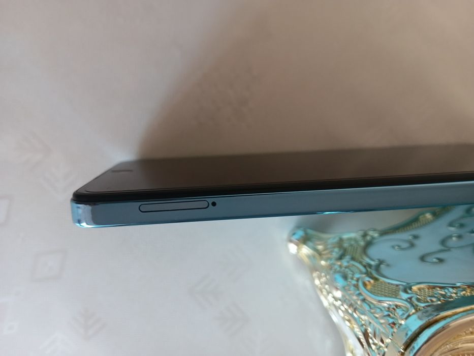 Смартфон Tecno Spark 20