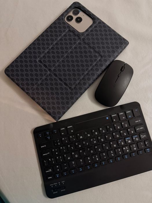 Продам планшет 17 pro max