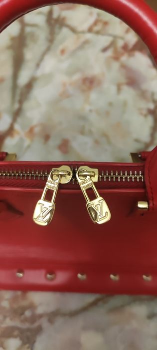 Дамска чанта Louis Vuitton