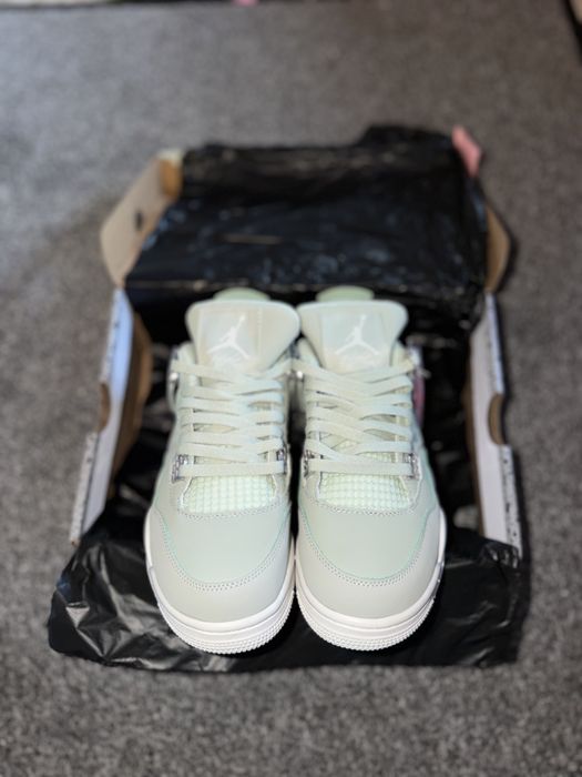 Air Jordan 4 (42)