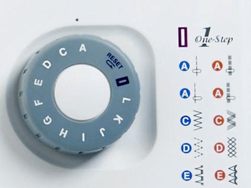 Продам швейную машинку