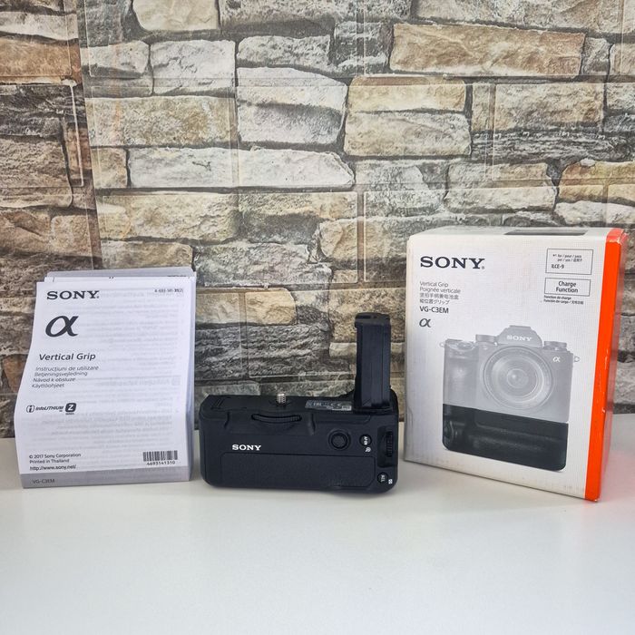 Grip Sony original VG-C3EM pentru A9, A7 III si A7R III