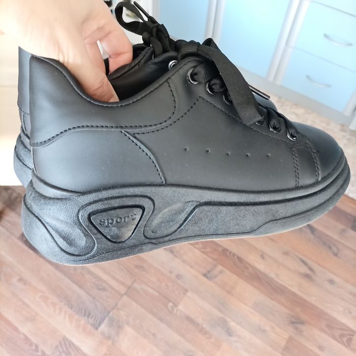 маратонки с платформа/сникърси