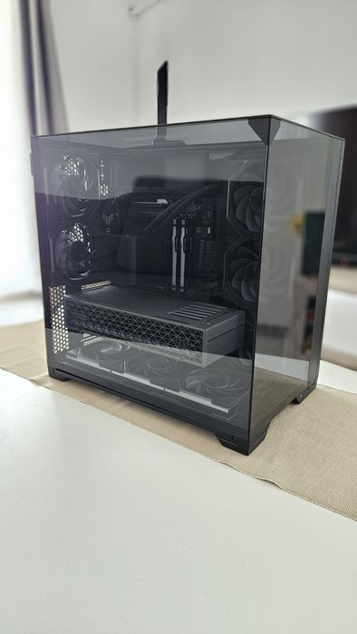 Pc Gaming Amd 9800 x3D 32GB DDR5 2T SSD m2 9070 XT Nitro Lian Li