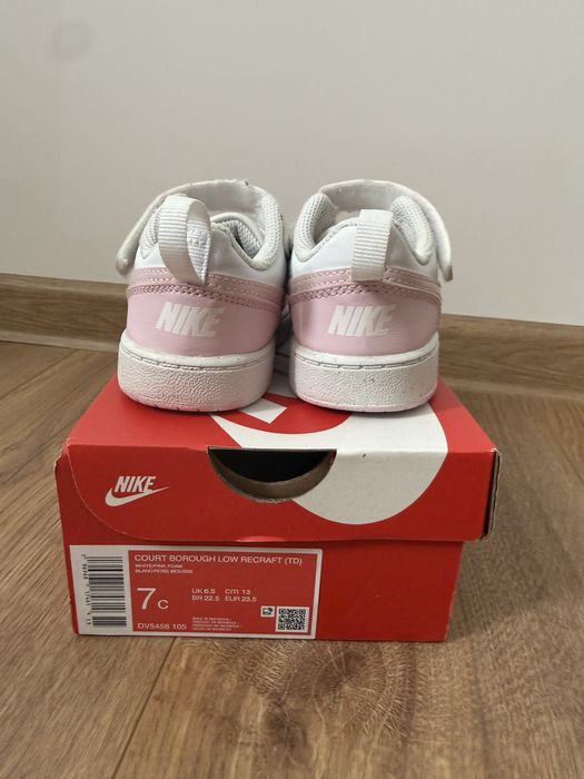 Детски обувки Nike 23,5