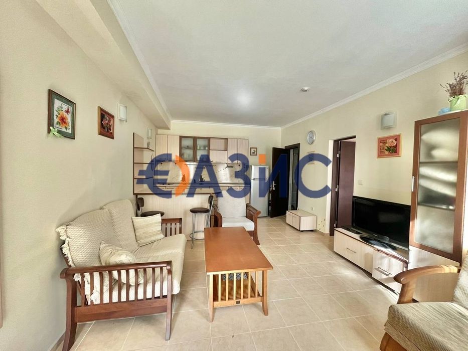 Продава се Двустаен апартамент в Свети Влас - 66 кв.м за 610 €/кв.м - Снимка #4