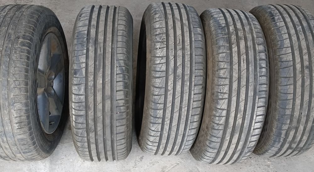 Комплект летних шин с дисками, R16, 215/65.