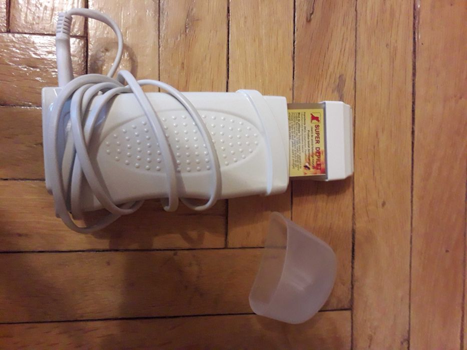 Aparat de epilat cu ceara