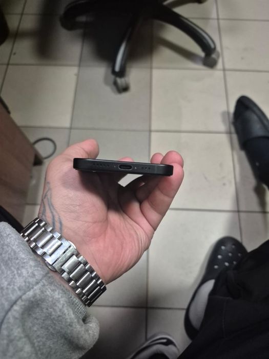 Айфон 15 128гб акб 100