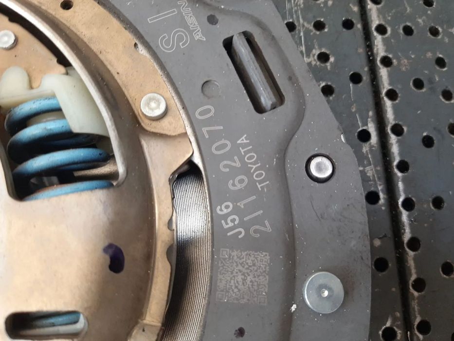 kit ambreiaj volanta masa dubla 1.5 b xm15a toyota yaris p21  hybrid  21162070