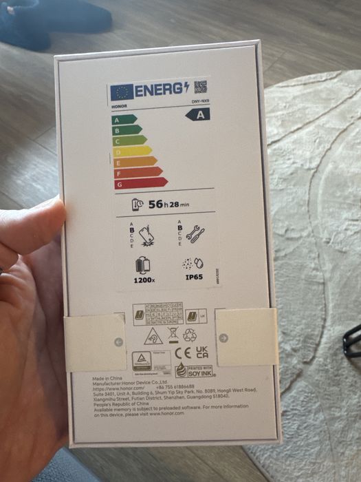 Honor 400 -512 GB -RAM 8GB