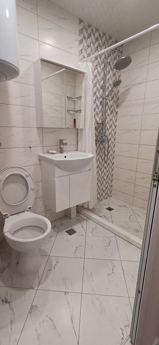 Дава се под наем Двустаен апартамент в Варна, Възраждане 1 - 50 кв.м за 408 € - Снимка #2