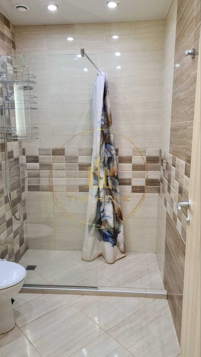 Дава се под наем Двустаен апартамент в Варна, Цветен квартал - 60 кв.м за 488.58 € - Снимка #12