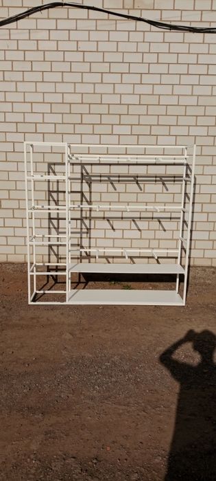 Железные стеллажи . Железный стеллаж бу. Почти даром