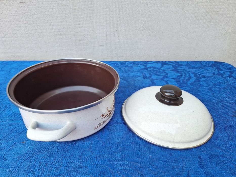 ELO Craticioara cu capac, email, inductie, 22 cm, 2.5 L