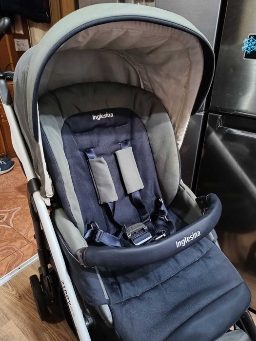 Cărucior de maximă calitate cu toate accesoriile pentru noua mămică!