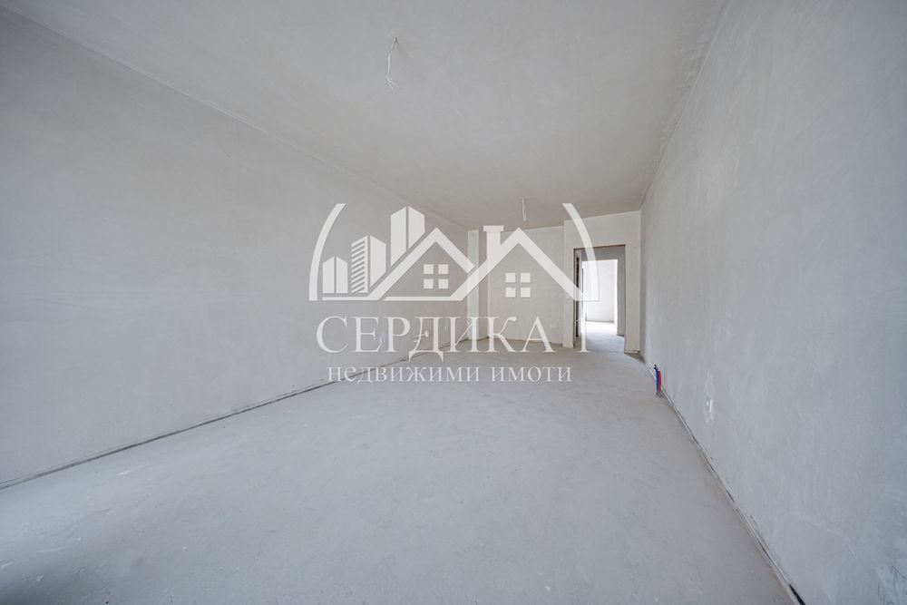 Продава се Двустаен апартамент в София, Красно село - 88 кв.м за 2489 €/кв.м - Снимка #2