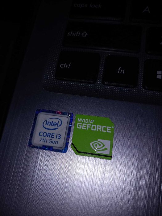 Laptop asus i3 7genm nvidia MX110 2gb