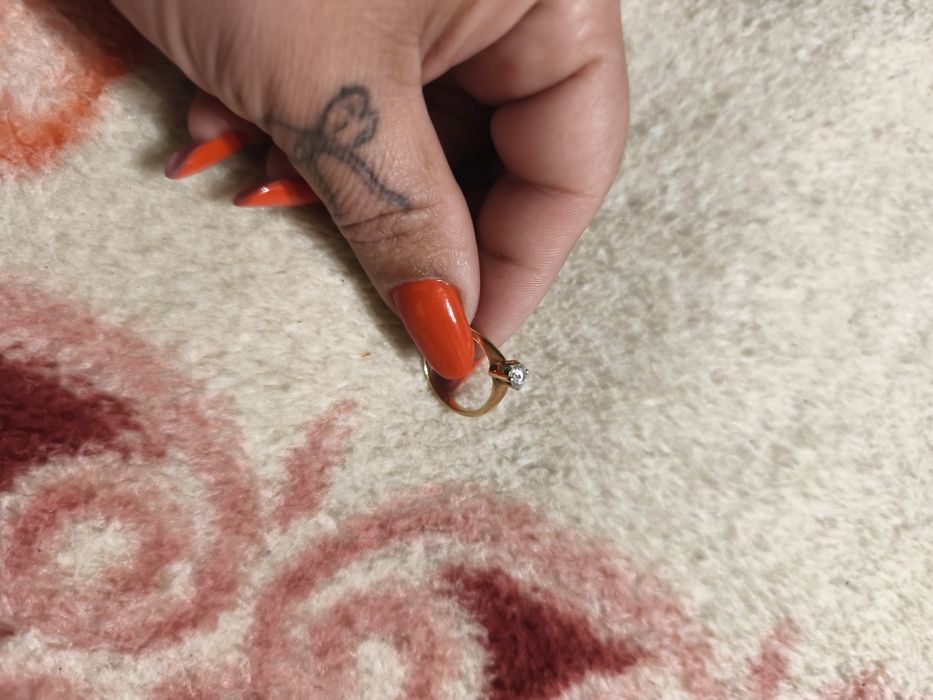 Vând inel de logodna