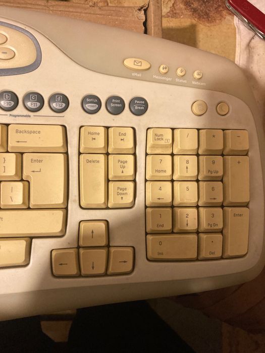 Безжична клавиатура