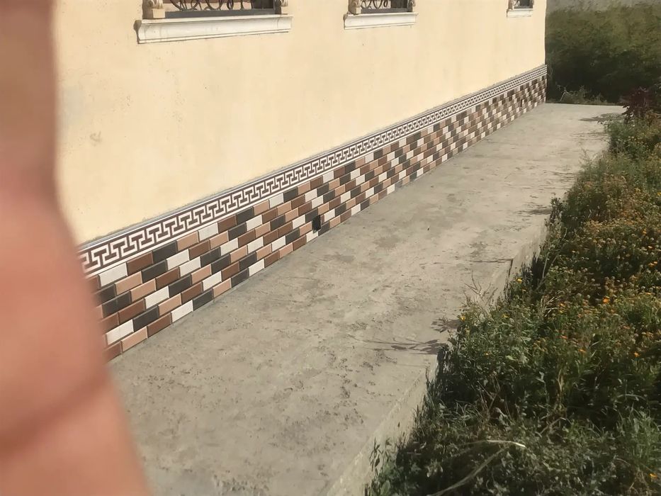 Ховли сотилади шахардан бобур махалла