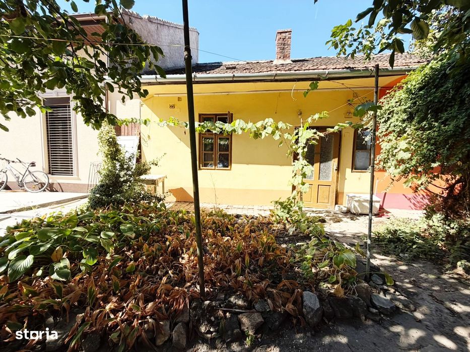 Apartament cu 1 cameră la curte – central