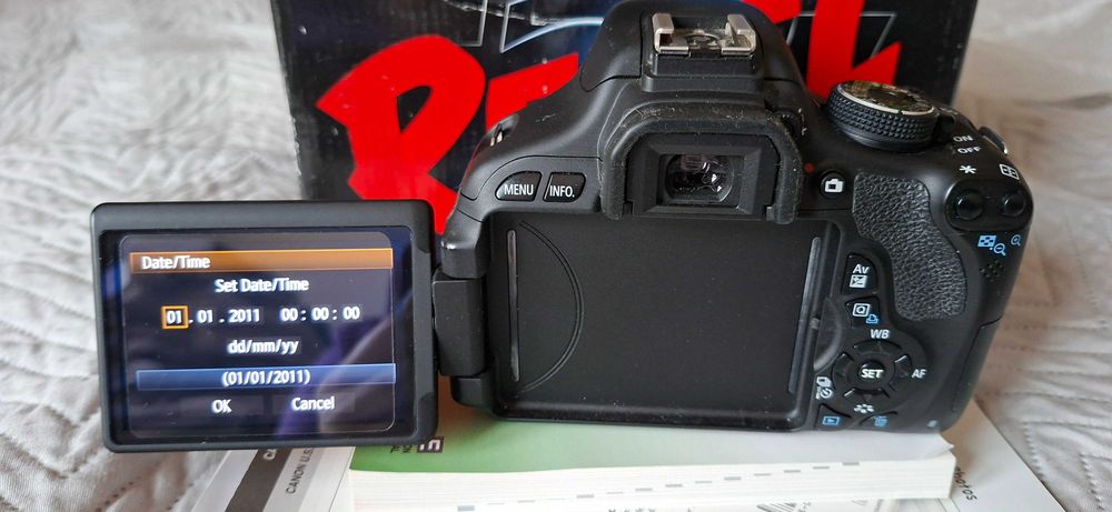 Canon EOS Rebel T3i / 600D