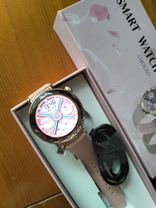Vând Smartwatch AMOLED deosebit