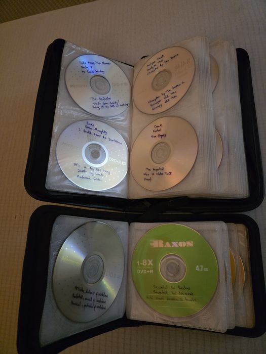 Mapa cd, dvd cu filme
