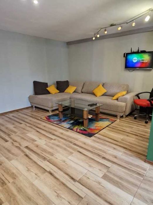 Дава се под наем Тристаен апартамент в София, Витоша - 146 кв.м за 612 € - Снимка #5