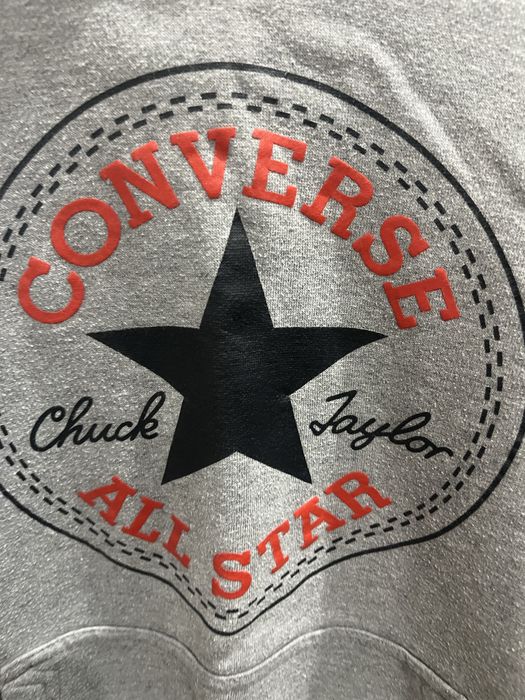 Два оригинални суичъра