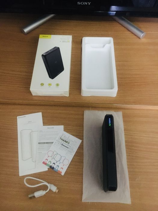 Оригинальный универсальный фирменный powerbank от компании BASEUS