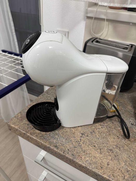 Espressor cu capsule KRUPS NESCAFÉ, capacitate rezervor 0.8, alb