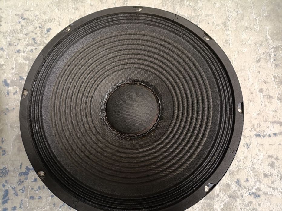 Продам  динамики 12 диаметр
