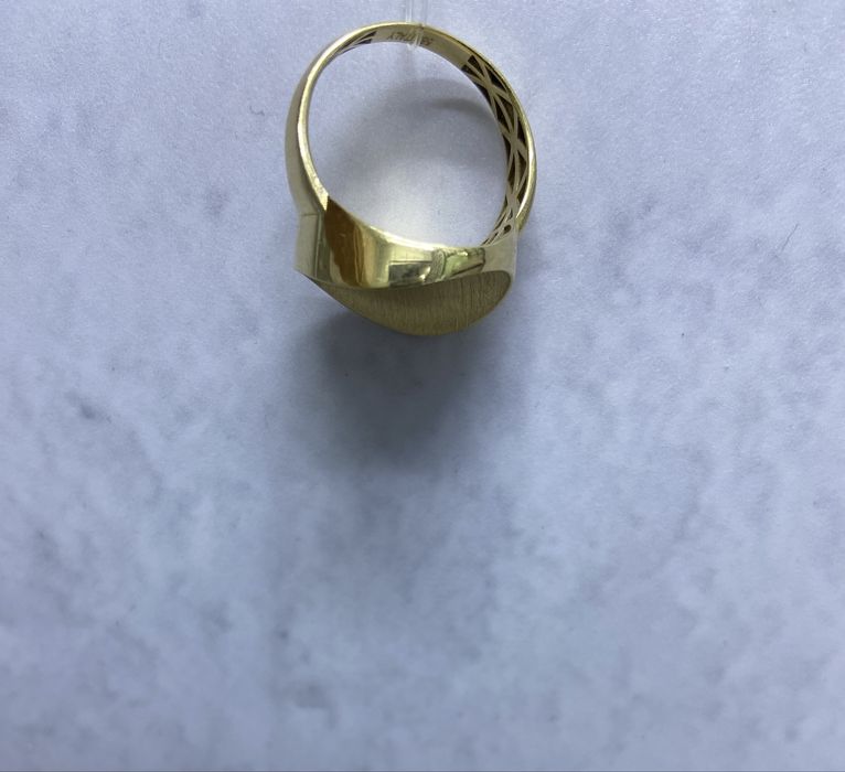 Кольцо Вес 3,4гр. Г Атырау Вокзал маны 3а,25а