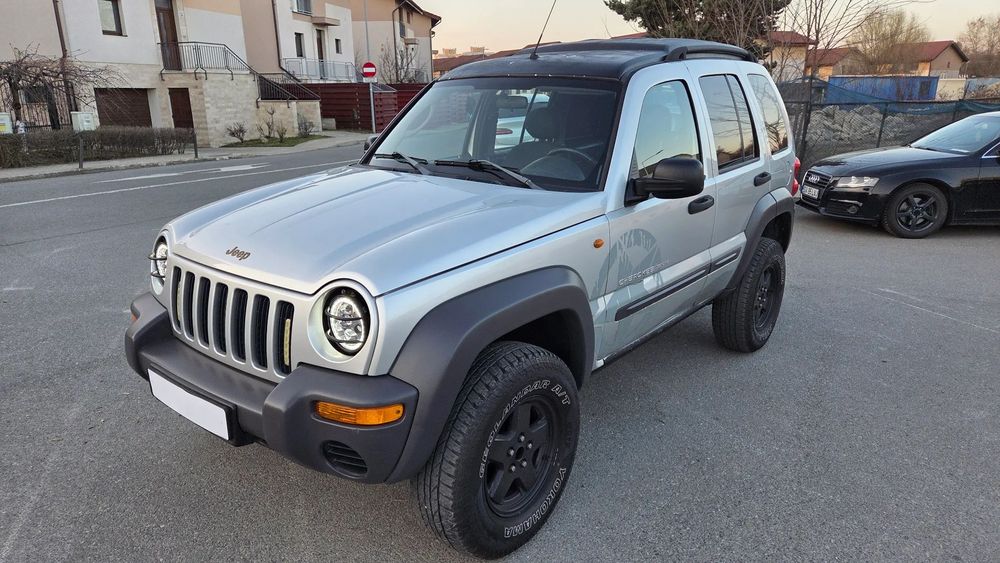 Jeep Cherokee Jeep Cherokee 2.8 Crdi Automat Leduri Autoutilitara N1 2004 Off-Road !